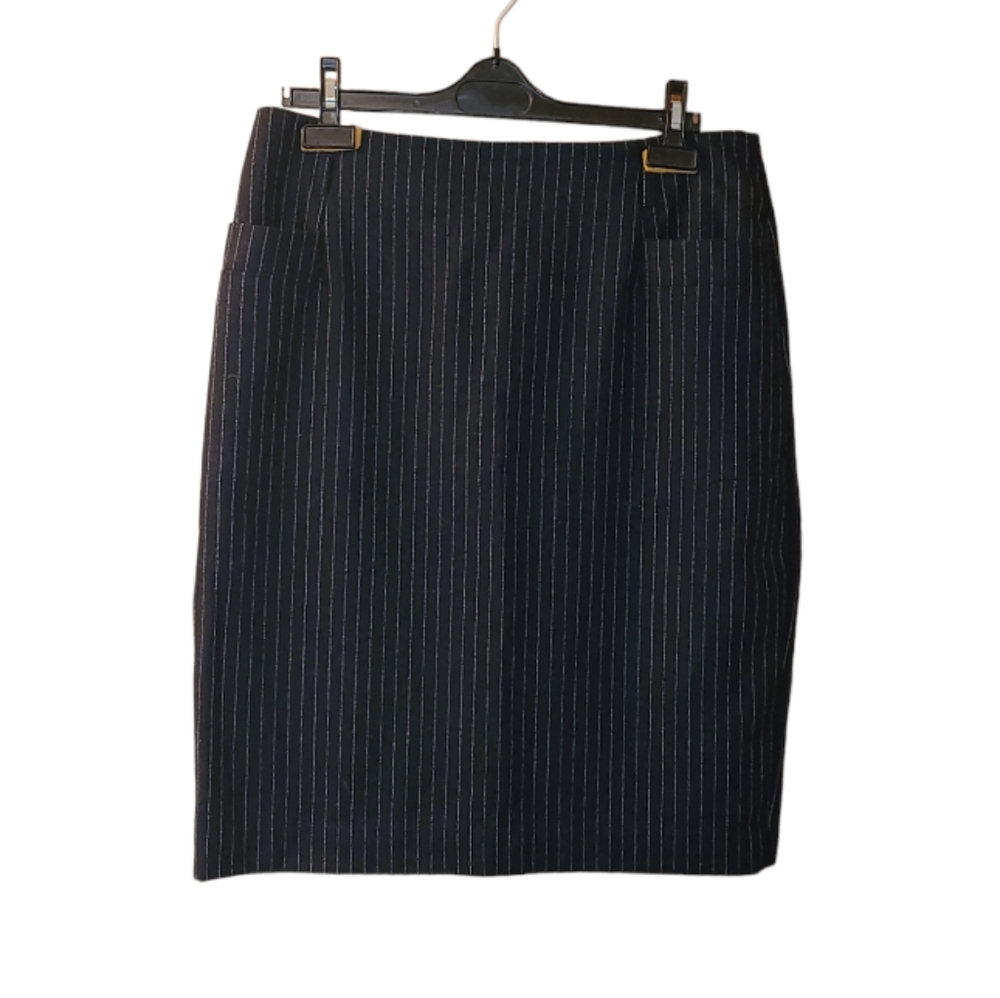 2/$30! H&M Black with Grey Striped Pencil Skirt